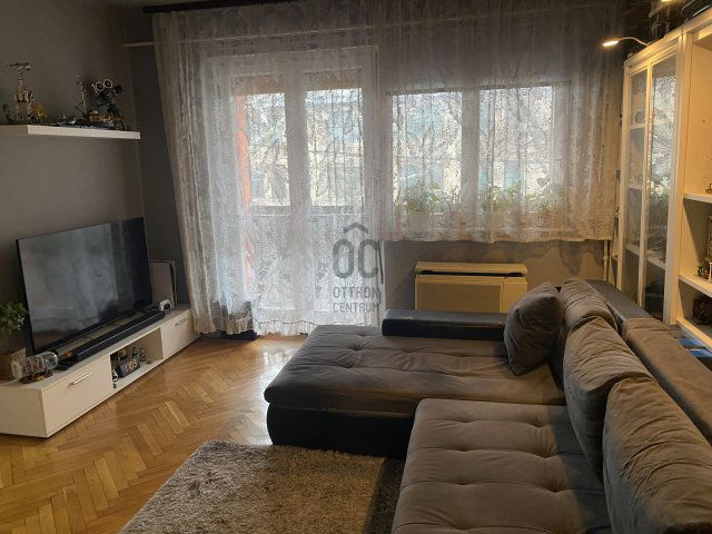 Eladó téglalakás, Vácon 67.9 M Ft, 2 szobás