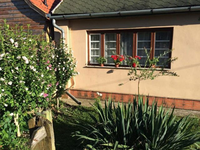 Eladó nyaraló, Mályin 19.9 M Ft, 1 szobás / költözzbe.hu