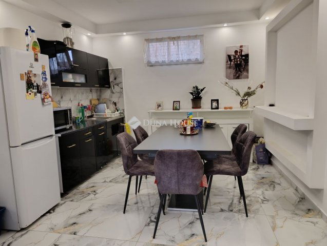 Eladó családi ház, Tóalmáson 55 M Ft, 5 szobás