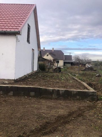 Eladó családi ház, Papon 14.2 M Ft, 2 szobás