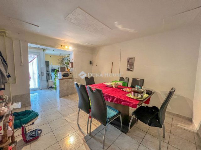 Eladó családi ház, Budapesten, XX. kerületben 36.9 M Ft