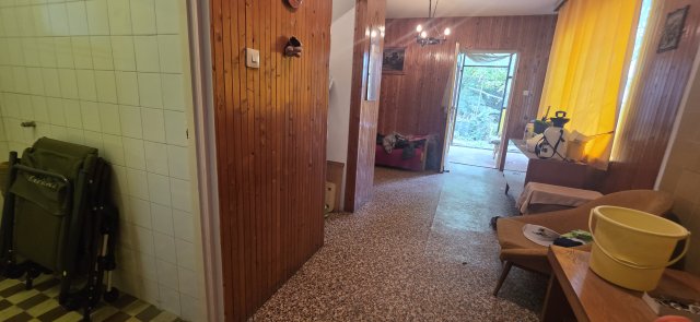 Eladó nyaraló, Dunaújvárosban 18 M Ft, 1 szobás