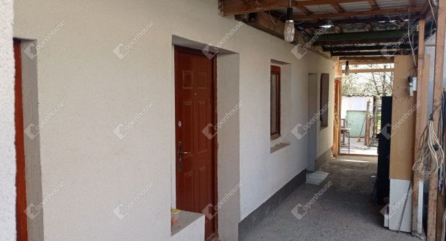 Eladó családi ház, Bicskén 39 M Ft, 4 szobás