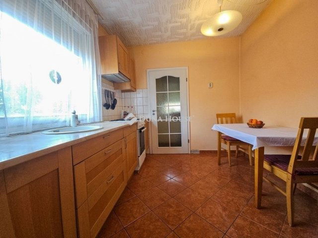 Eladó ikerház, Budapesten, XVI. kerületben 135 M Ft, 4 szobás