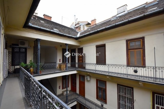 Eladó téglalakás, Budapesten, IX. kerületben 78.9 M Ft, 2 szobás