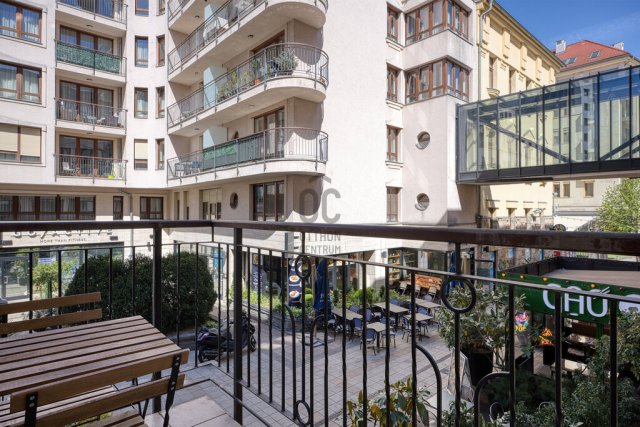 Eladó téglalakás, Budapesten, VII. kerületben 95 M Ft, 2 szobás