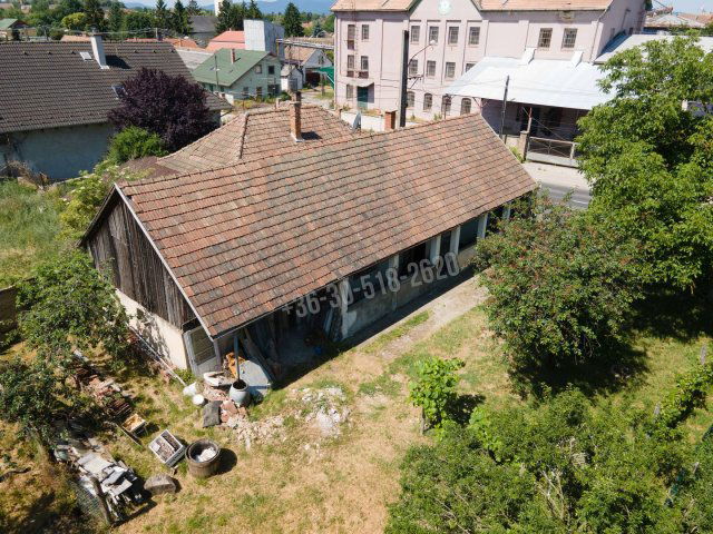 Eladó családi ház, Érsekvadkerten 19 M Ft, 1 szobás