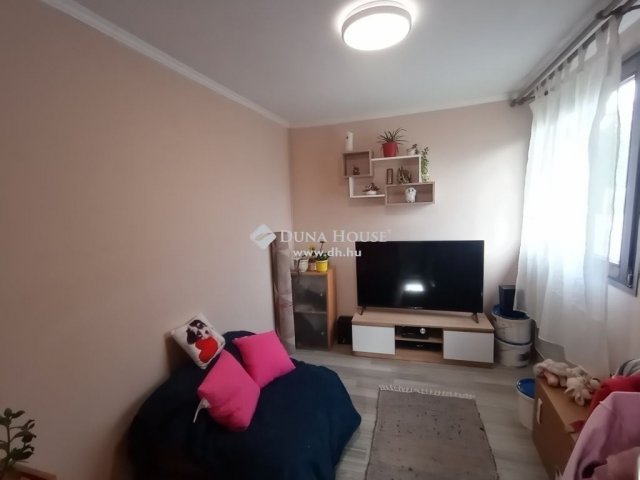 Eladó családi ház, Tóalmáson 25.5 M Ft, 1+2 szobás