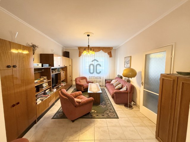 Eladó családi ház, Debrecenben 95 M Ft, 3 szobás