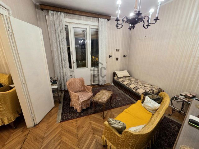 Eladó téglalakás, Budapesten, VII. kerületben 169 M Ft, 4 szobás