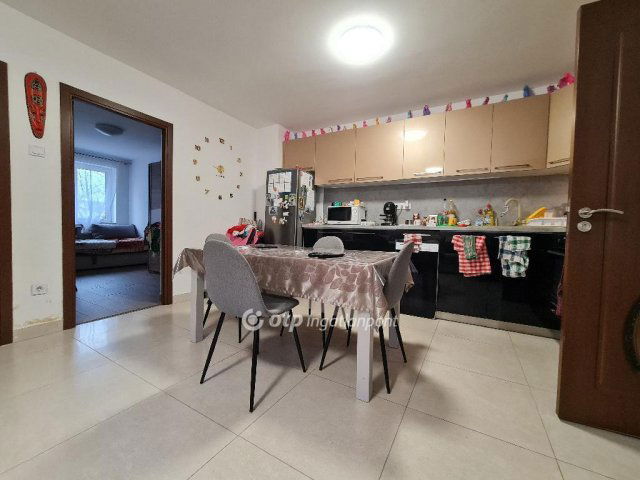 Eladó téglalakás, Hajdúszoboszlón 68.49 M Ft, 2 szobás