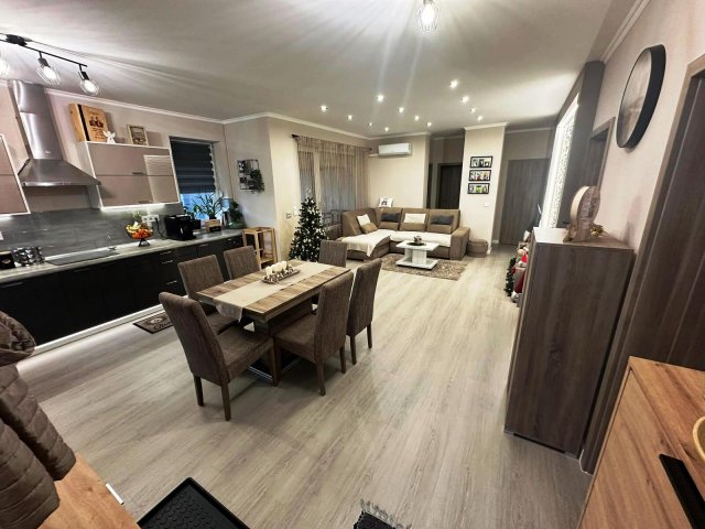 Eladó ikerház, Nyíregyházán 97.5 M Ft, 3 szobás