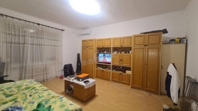 Eladó téglalakás, Dunaújvárosban 26.7 M Ft, 1 szobás