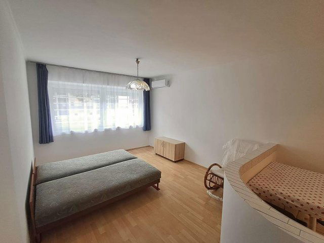 Kiadó téglalakás, albérlet, Budapesten, XV. kerületben