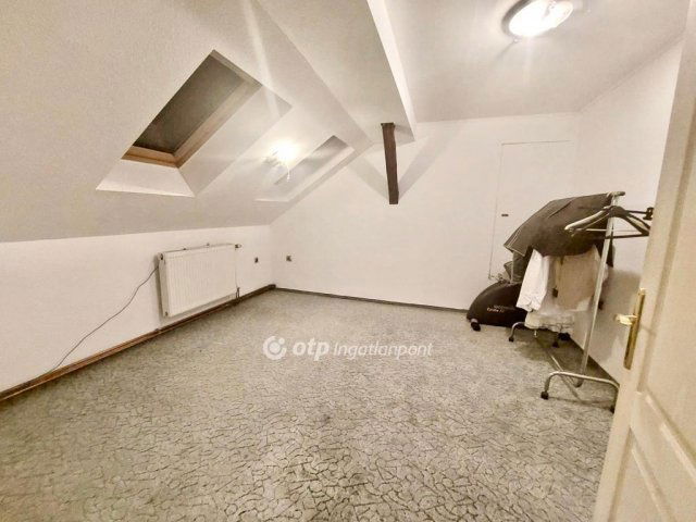 Eladó téglalakás, Budapesten, XX. kerületben 112 M Ft, 5 szobás