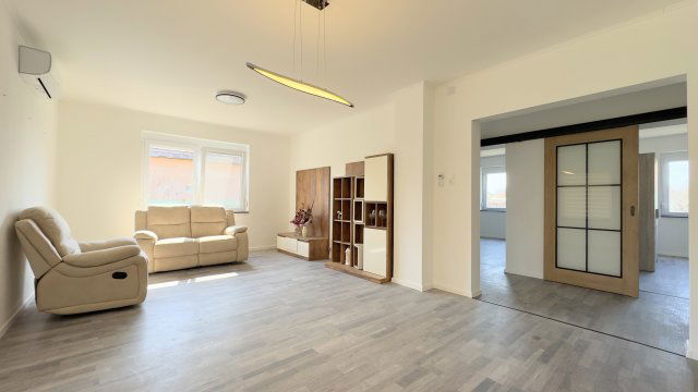 Eladó családi ház, Bátaszéken 35.9 M Ft, 3 szobás