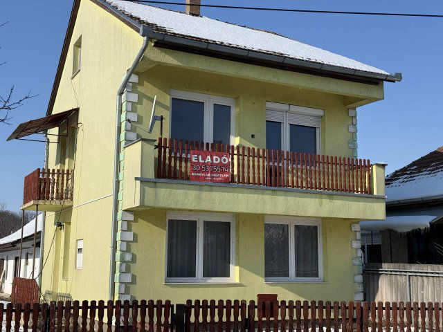 Eladó családi ház, Jászkisérén 24.9 M Ft, 4+1 szobás