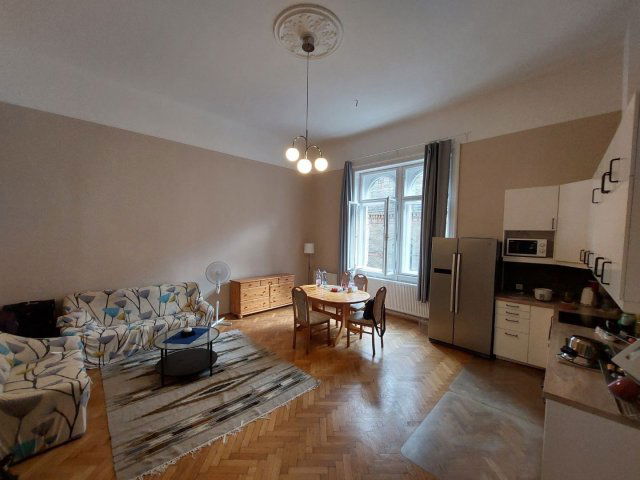 Kiadó téglalakás, albérlet, Budapesten, VIII. kerületben