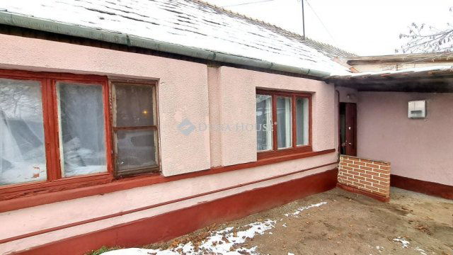 Eladó ikerház, Gyömrőn 39.9 M Ft, 2 szobás