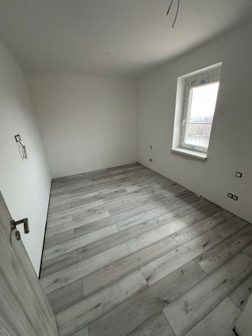 Eladó téglalakás, Várpalotán 51.7 M Ft, 2 szobás