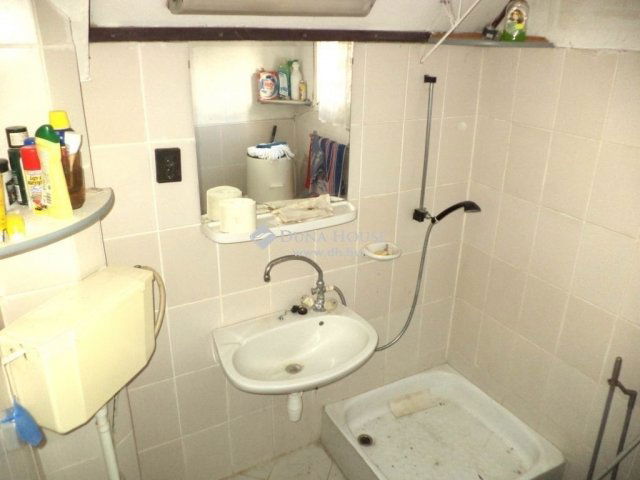 Eladó téglalakás, Székesfehérvárott 63.4 M Ft, 4 szobás