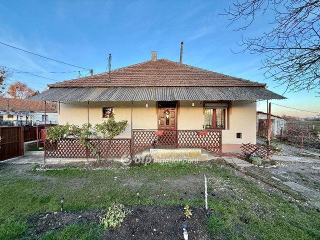 Eladó családi ház, Bőcsön 38.9 M Ft, 3 szobás