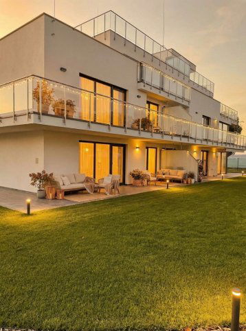 Eladó nyaraló, Siófokon 112.2 M Ft, 3 szobás