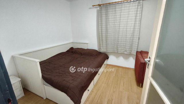 Eladó családi ház, Délegyházán 170 M Ft, 5 szobás