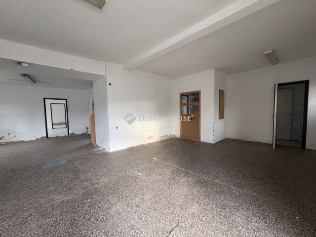 Eladó családi ház, Lajosmizsén 35 M Ft, 3 szobás