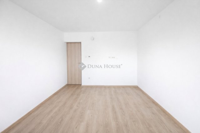 Eladó családi ház, Törtelen 42.9 M Ft, 4 szobás