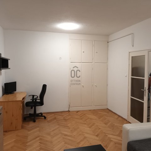 Eladó téglalakás, Nagykanizsán 29 M Ft, 2 szobás
