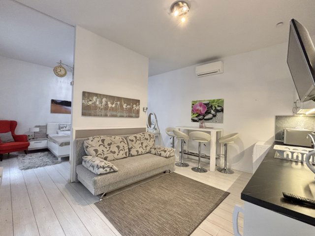 Kiadó téglalakás, albérlet, VI. kerületben, Király utcában