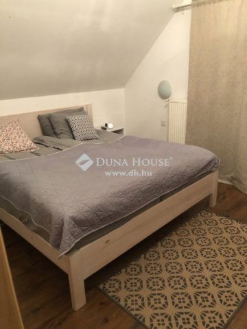 Eladó családi ház, Piliscsabán 280 M Ft, 8 szobás