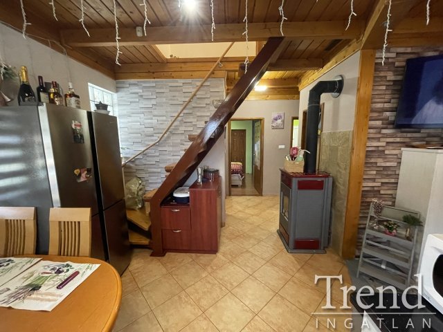 Eladó családi ház, Rácalmáson 72.5 M Ft, 3 szobás