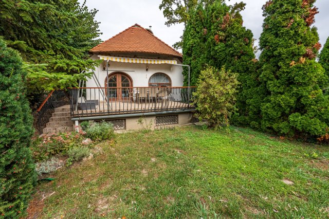Eladó családi ház, Makádon 130 M Ft, 4 szobás