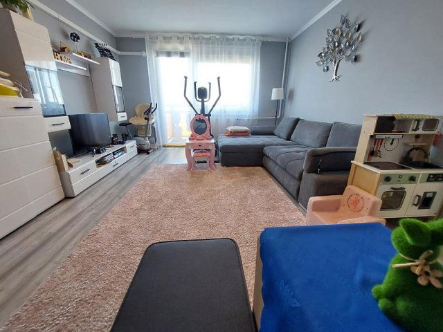 Eladó panellakás, Budapesten, XV. kerületben 61 M Ft, 2+1 szobás