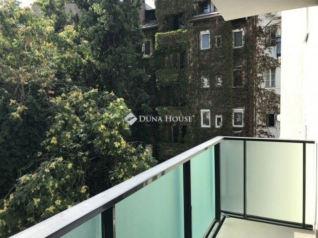 Eladó téglalakás, Budapesten, XIII. kerületben 105 M Ft