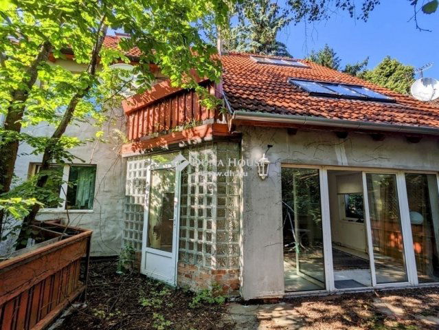 Eladó ikerház, Pilisszentkereszten 89.5 M Ft, 8 szobás