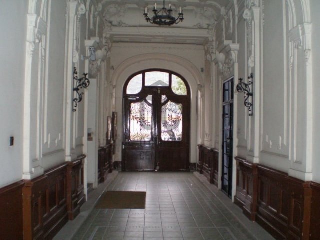 Kiadó téglalakás, albérlet, Budapesten, V. kerületben, 3 szobás