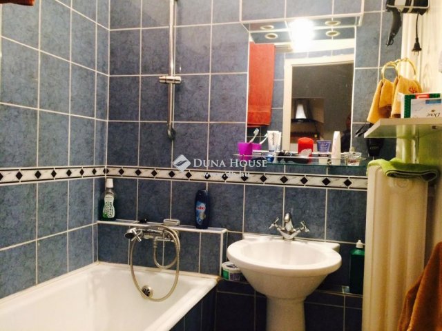 Eladó téglalakás, Budapesten, XV. kerületben 69.5 M Ft, 2 szobás