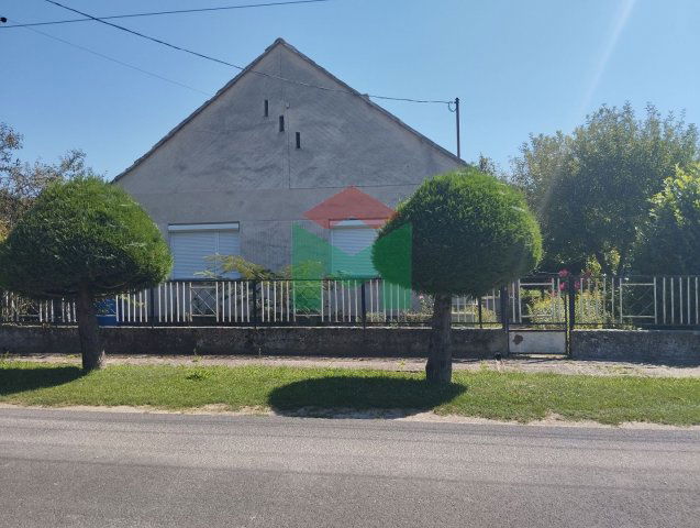 Eladó családi ház, Mesztegnyőn 24.9 M Ft, 2 szobás