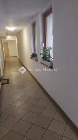 Eladó téglalakás, Budapesten, XVIII. kerületben 71.2 M Ft