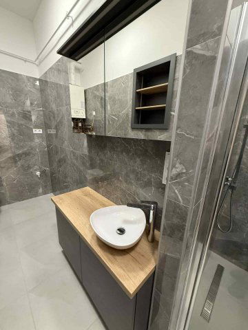 Eladó téglalakás, Pécsett 87.9 M Ft, 3 szobás