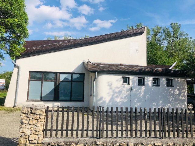 Eladó ipari ingatlan, Ajkán, Petőfi Sándor utcában 199.4 M Ft