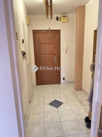 Eladó panellakás, Debrecenben 64.89 M Ft, 2 szobás