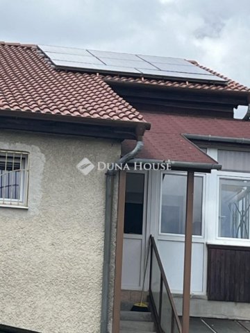 Eladó családi ház, Budapesten, XIV. kerületben 225 M Ft