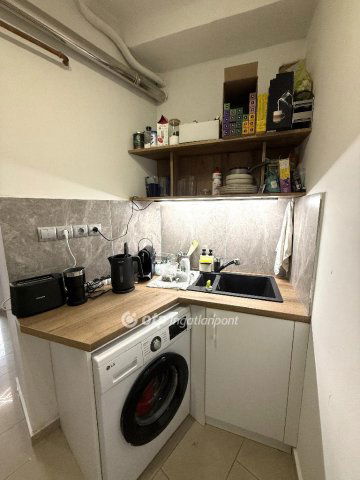 Eladó üzlethelyiség, Budapesten, XIII. kerületben 75 M Ft