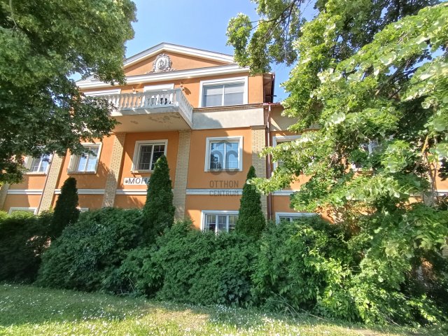Kiadó iroda, Mohácson 126 E Ft / hó / költözzbe.hu