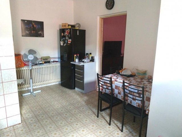 Eladó családi ház, Banán 65 M Ft, 3 szobás