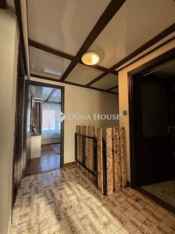 Eladó családi ház, Vecsésen 71.5 M Ft, 3 szobás